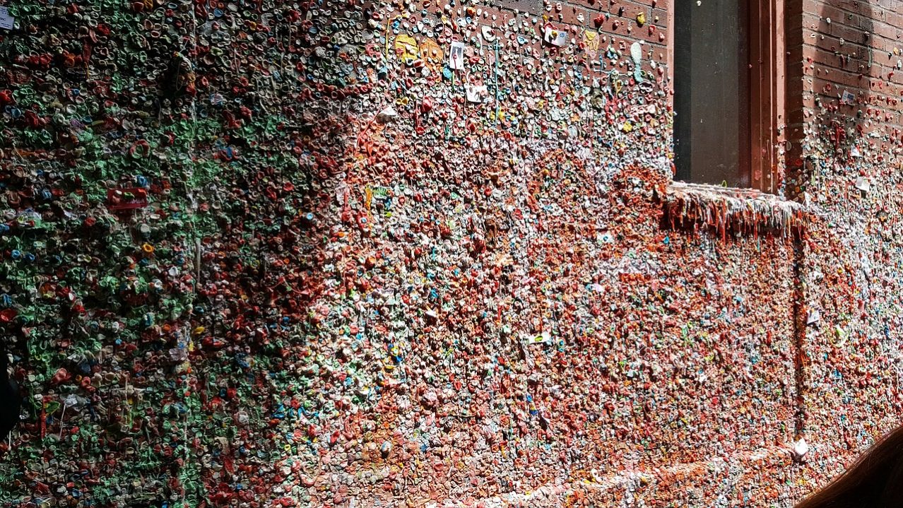 Gumwall (photographer: Nazish Saba)