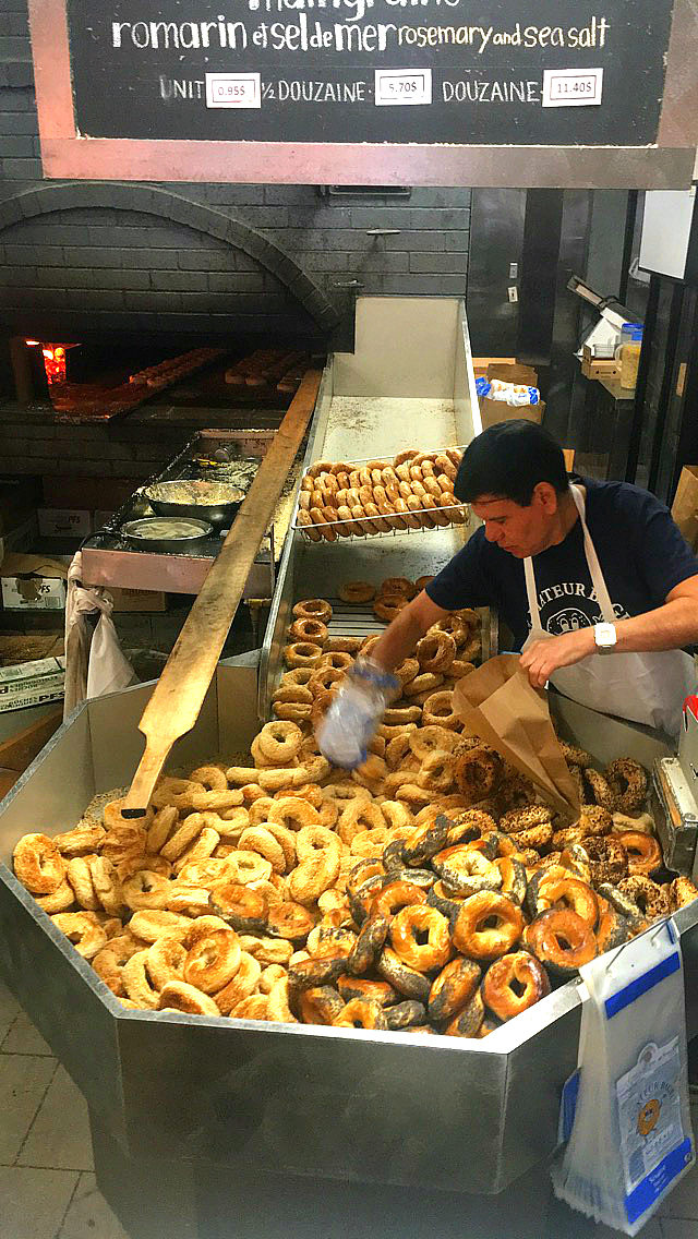 Montréal Bagels, Montréal’s food scene