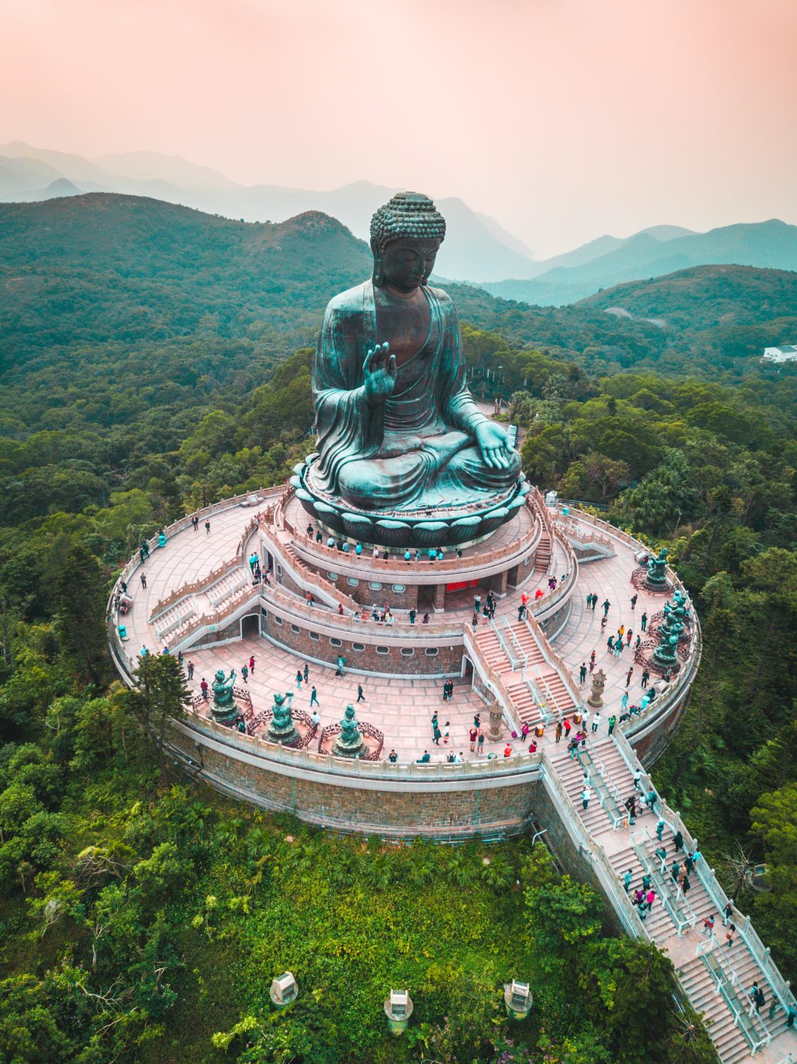 Tian Tan Buddha, Hong Kong