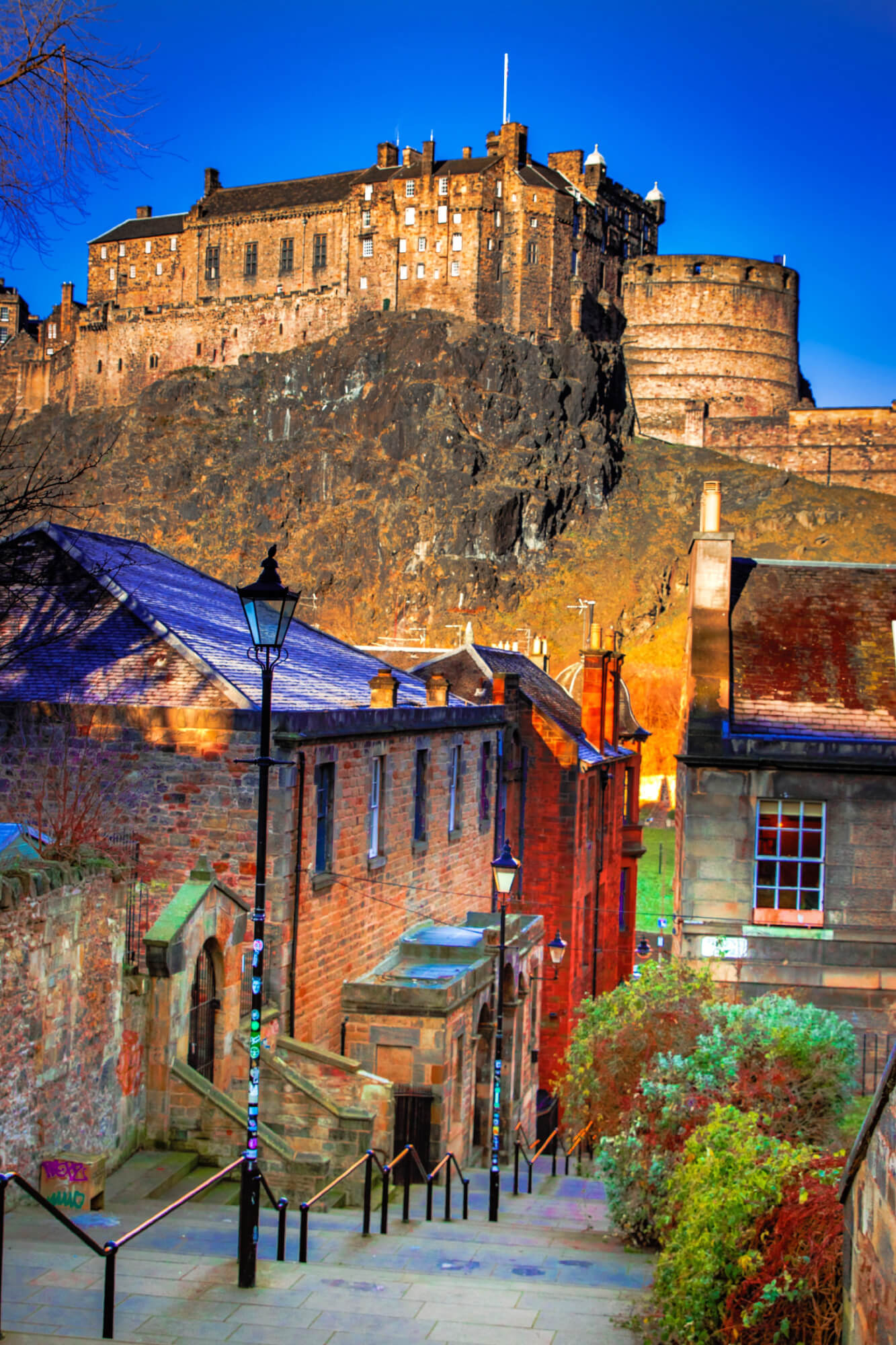 visit edinburgh castle